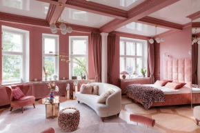Luxury Pink Suite, ilmainen parkkihalli